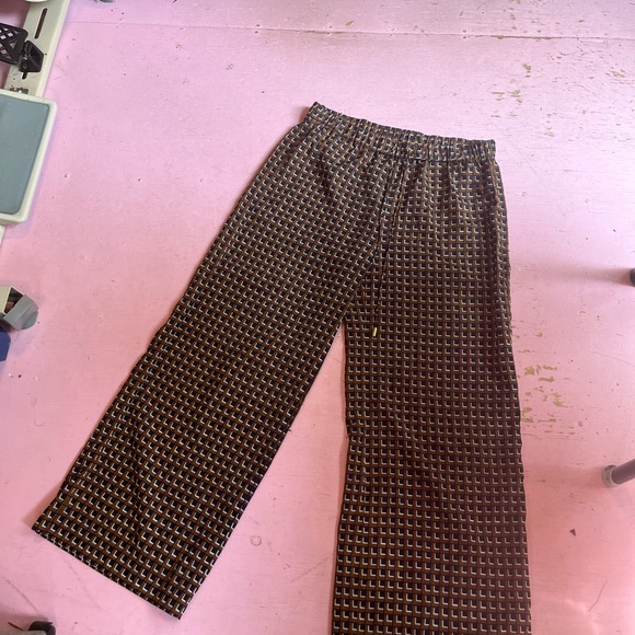 Geometric print Michael Kors pants. - Picture 3 of 3